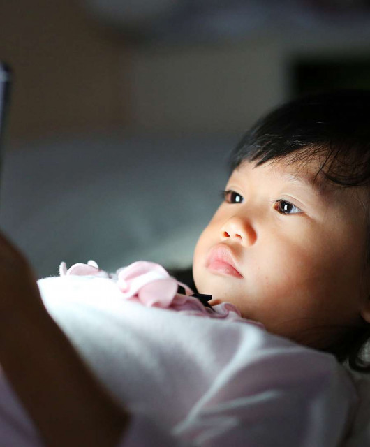 Когда покупать ребенку первый смартфон? (+ опрос) 