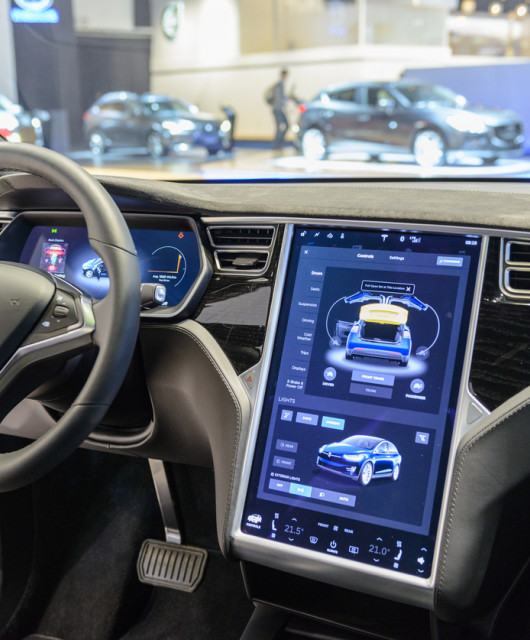 Илон Маск: Tesla близка к разработке полностью автономных машин